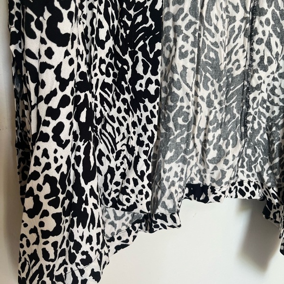 Scoop Black and White Animal Print One Size Lightweight Kimono, Women’s Sz M/L - Picture 11 of 16